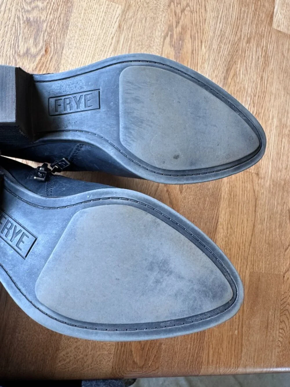 Frye Jennifer Black Leather Booties Size 8M